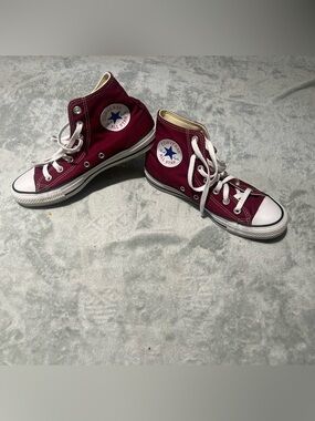 Converse women's Burgundy Chuck Taylor All Star High Top Sneakers. Sz women 7.5